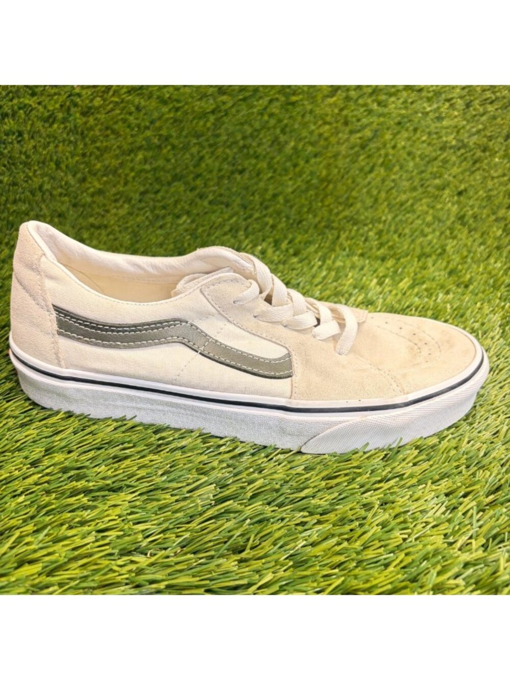 Vans Sk8-Low Womens Size 8.5 Mens 7 Cream White Athletic Skating Shoes Sneakers